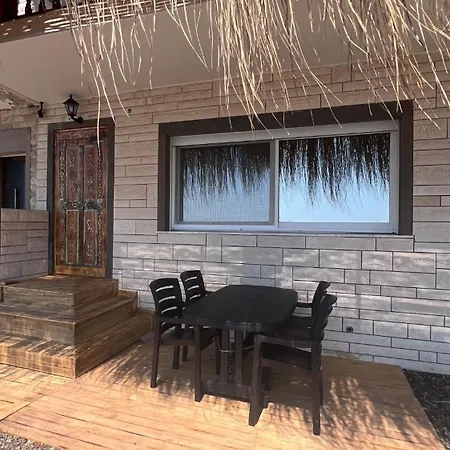 Seafront In Canakkale, Küçükkuyu