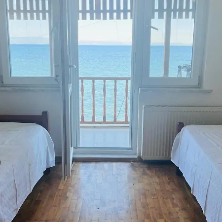 Seafront In Canakkale, Tatil Evi Küçükkuyu