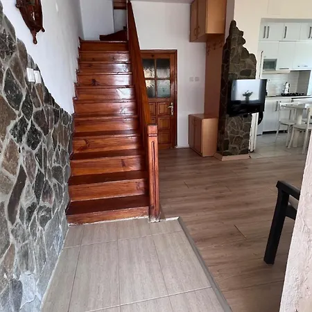Seafront In Canakkale, Tatil Evi Küçükkuyu