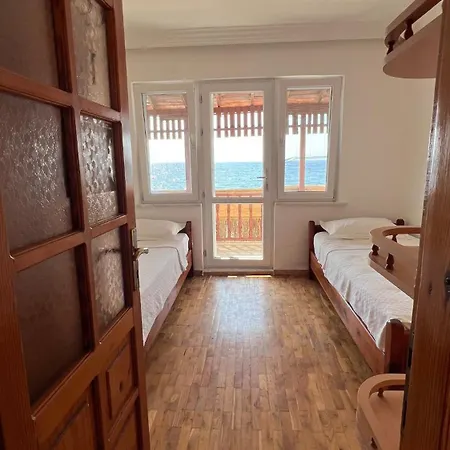 Tatil Evi Seafront In Canakkale, Küçükkuyu